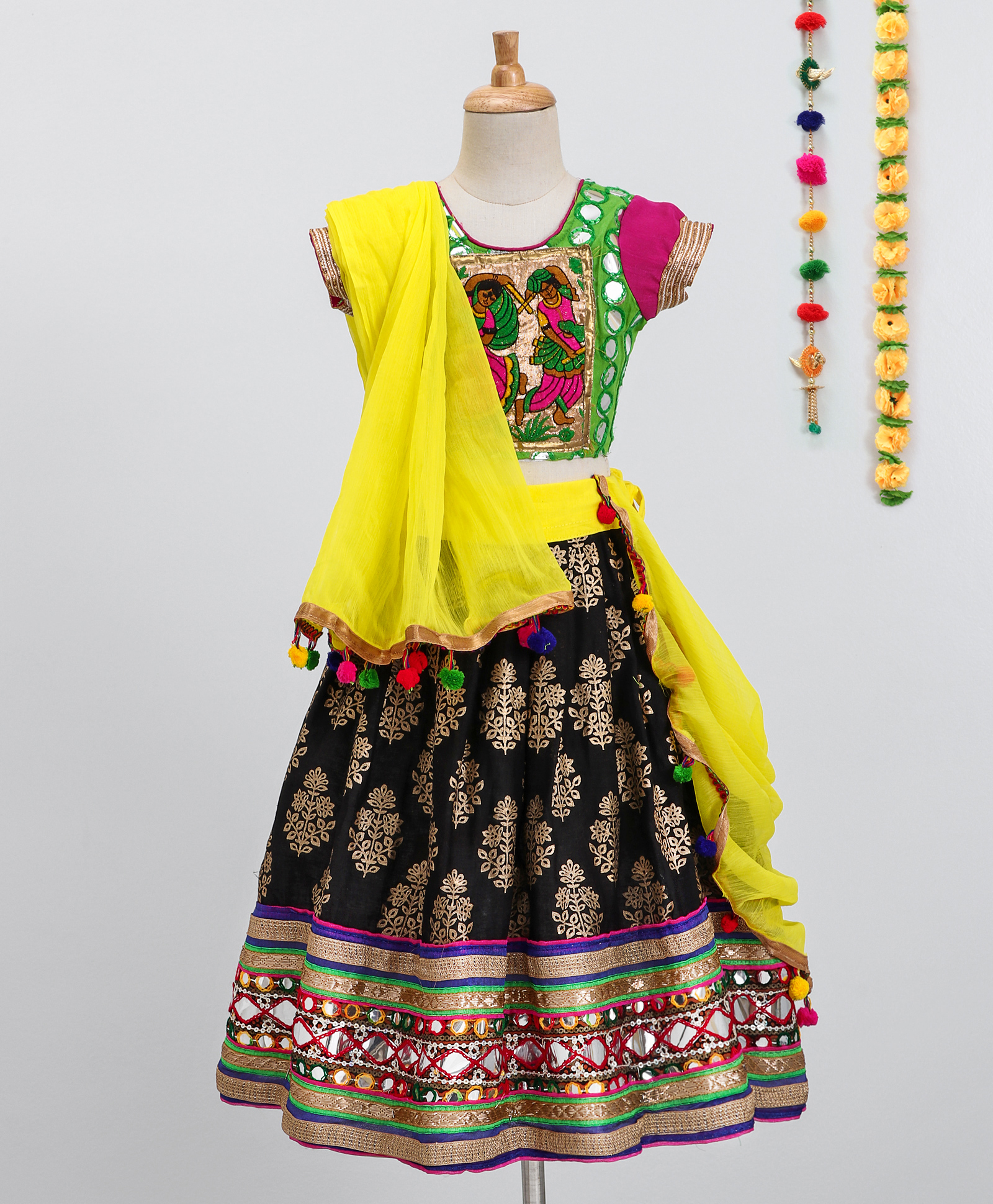 Megh Craft Details about   Banjara Style Indian Designer Trendy Tribal Navratri Wear Skirt 